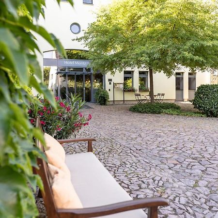 Hotel Moritz An Der Elbe Zeithain Exteriör bild