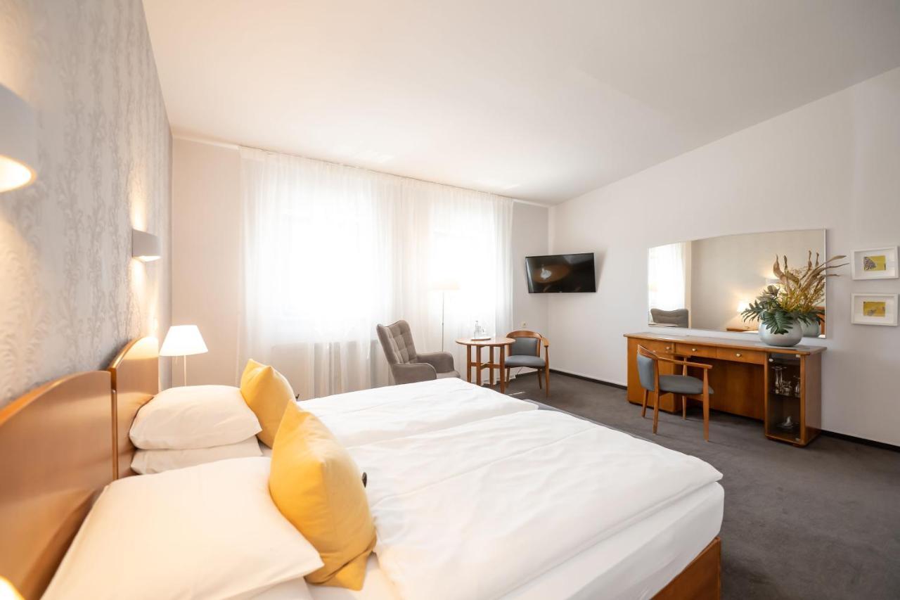 Hotel Moritz An Der Elbe Zeithain Exteriör bild