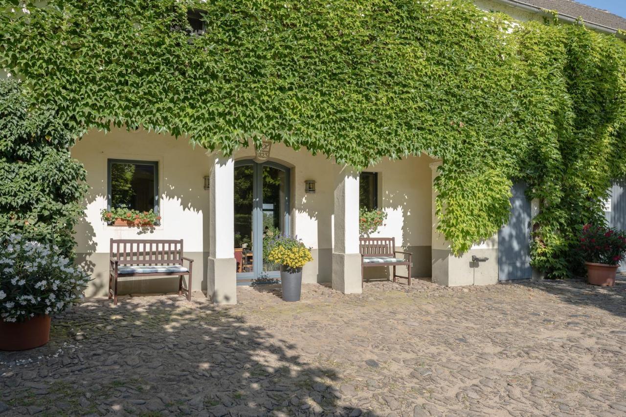 Hotel Moritz An Der Elbe Zeithain Exteriör bild